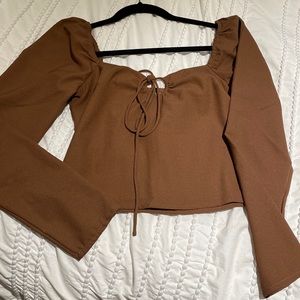 abercrombie brown crop top